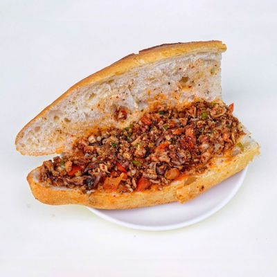 Avcılar'da Tatlı Krizi: Akşamı Tatlıya Bağlamak